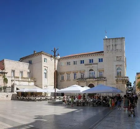 Apartmani Mulo Vrsi